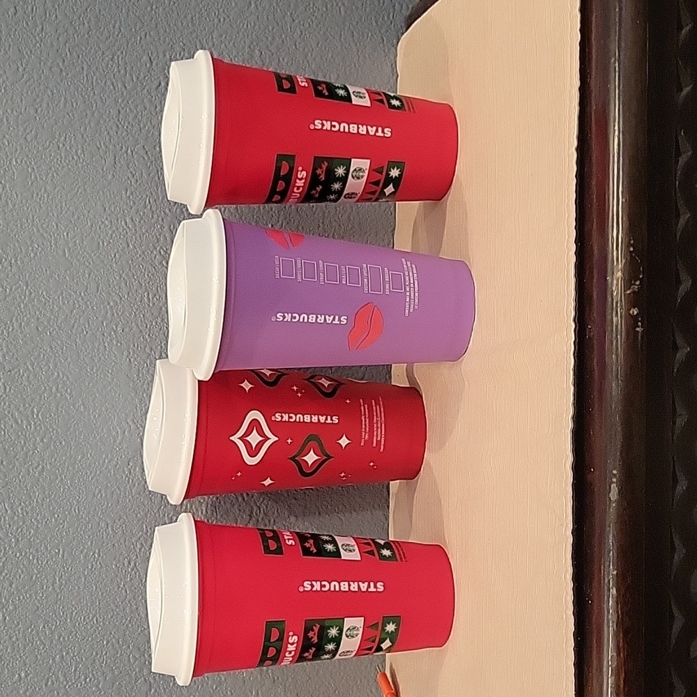 Starbucks Cups Set - Picture 4 of 4